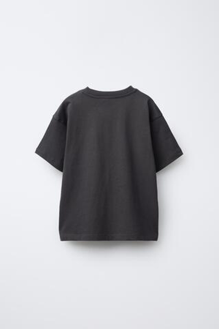 ZARA ФУТБОЛКА ИЗ ТКАНИ С ПРИНТОМ, АНТРАЦИТОВО-СЕРЫЙ