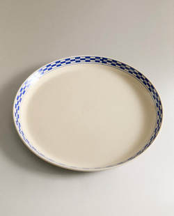 ZARA HOME ТАРЕЛКА ИЗ КЕРАМИКИ С УЗОРОМ В КЛЕТКУ, ЭКРЮ