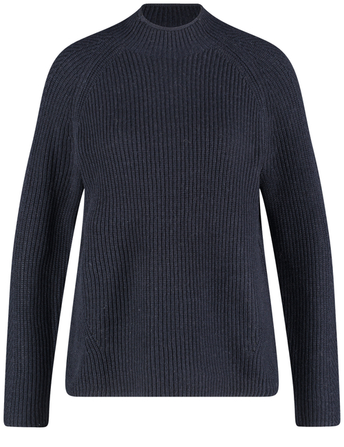 Свитер с шерстью