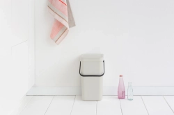 Brabantia Контейнер для мусора Sort & Go 12л Светло-серый 213281