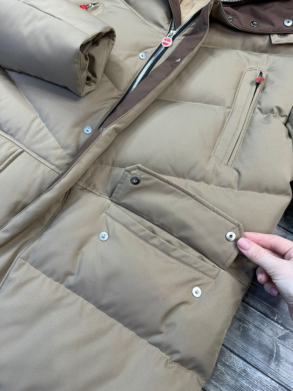 Пуховик Kiton