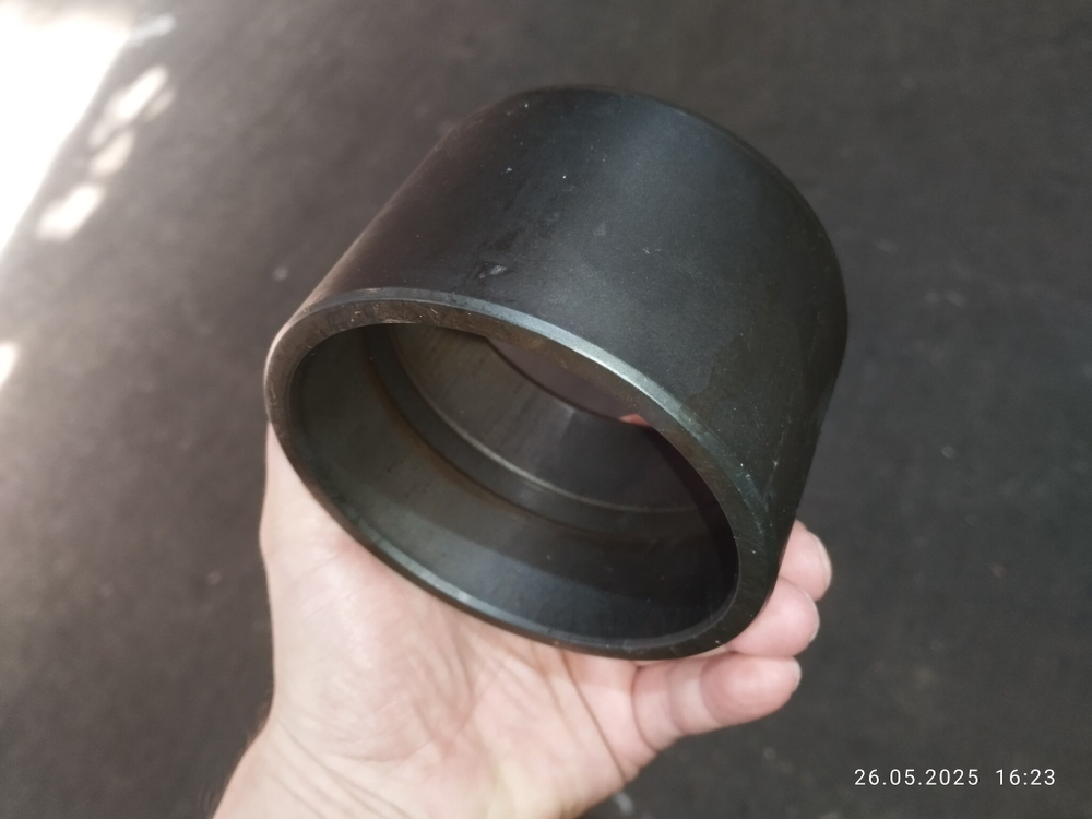 Втулка 707-76-95040