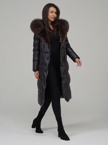 Длинный пуховик с декоративной молнией и меховой отделкой