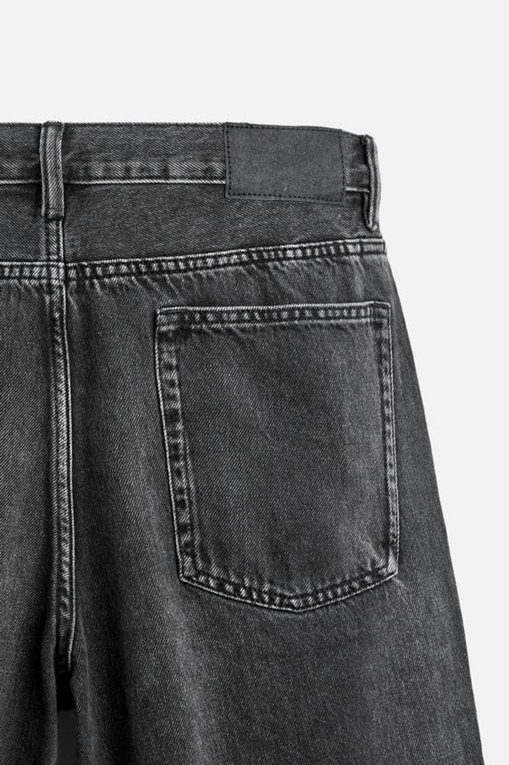 ZARA ДЖИНСЫ STRAIGHT-LEG, УГОЛЬНЫЙ