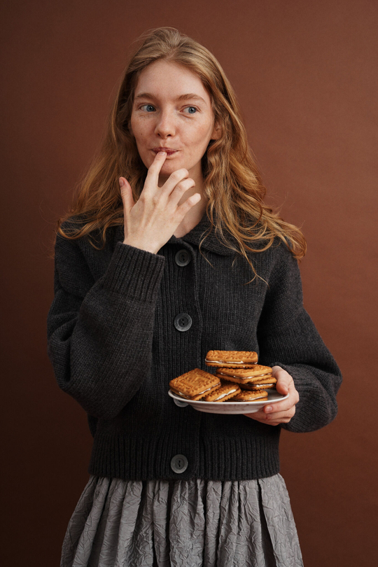 Кардиган на пуговицах с отложным воротником из мериноса графитового цвета