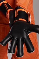 Вратарские перчатки Football Masters Invictus X Pro