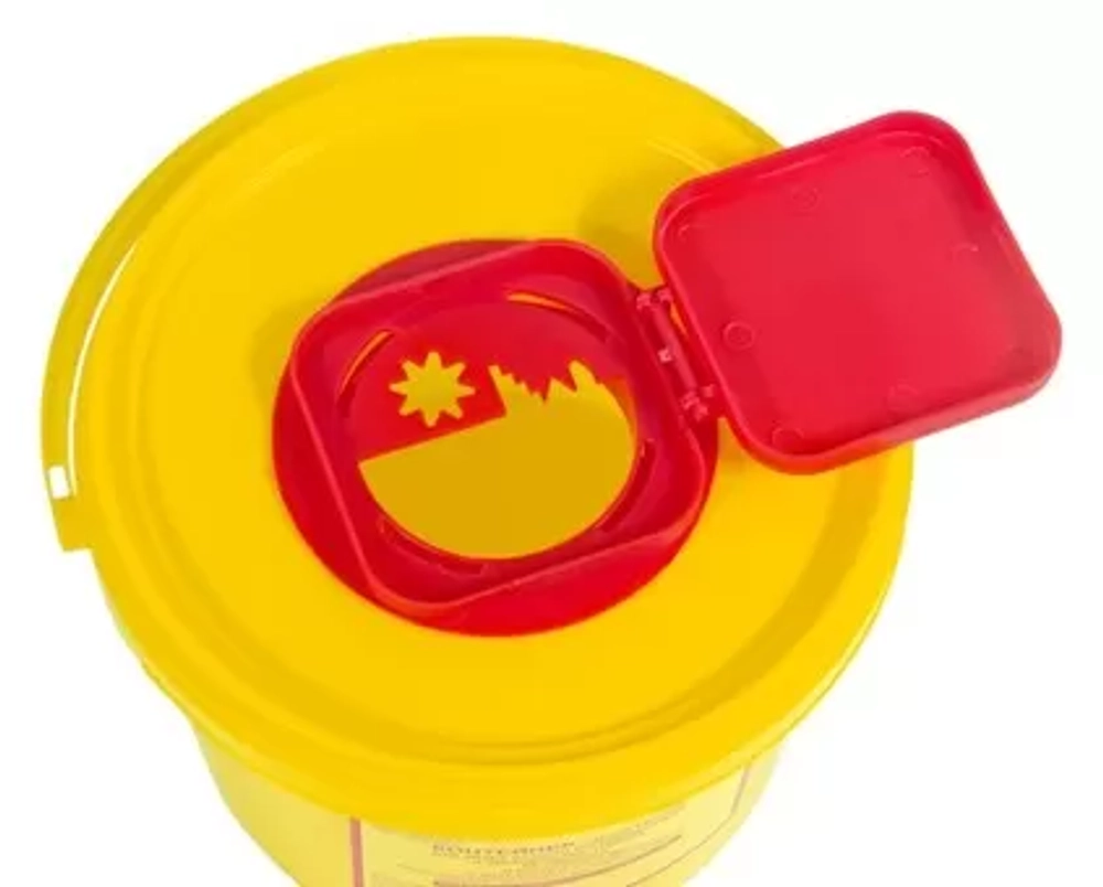 Контейнер для утилизации острого инструмента МедКом класс Б 2,5 л высота 14 см желтый