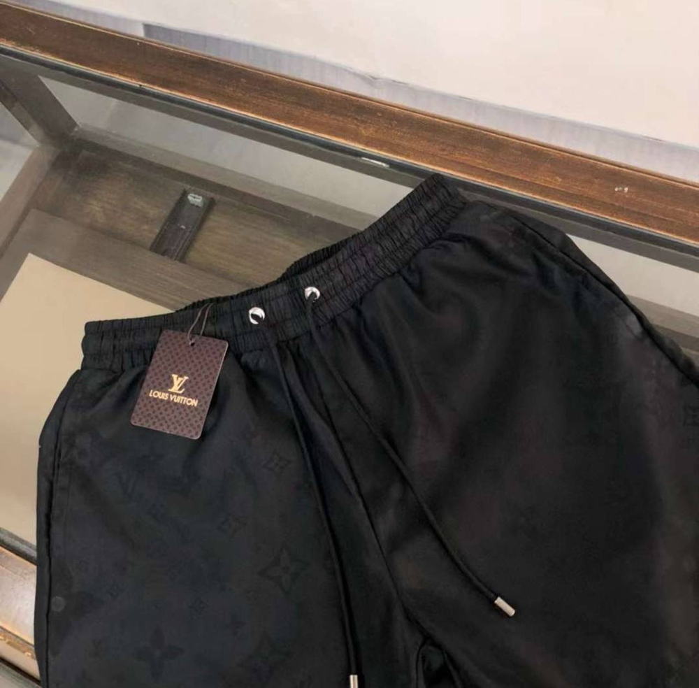 Шорты Louis Vuitton