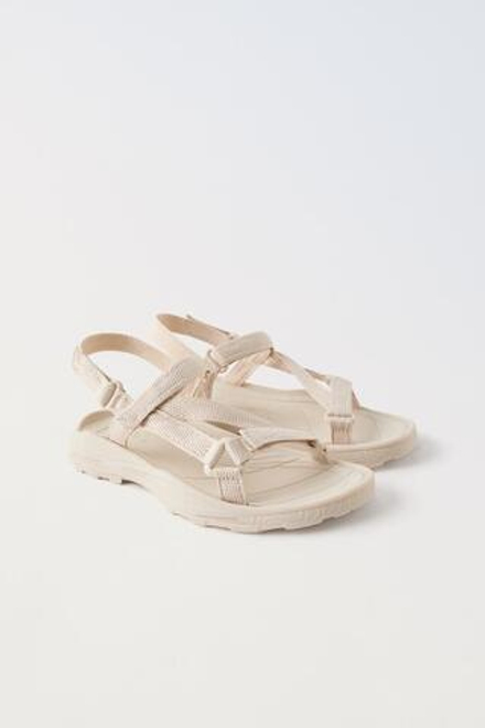 ZARA САНДАЛИИ ИЗ ВЫСОКОТЕХНОЛОГИЧНОЙ ТКАНИ НА ПЛАТФОРМЕ, ЭКРЮ