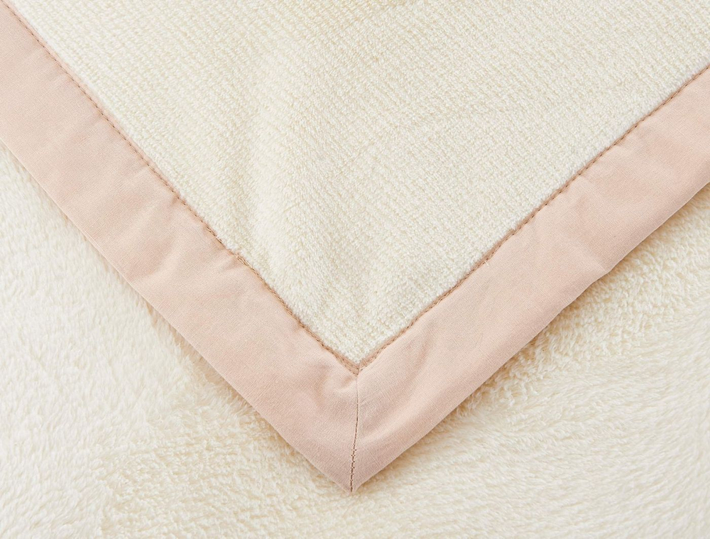 Плед 220х240 Sofi De MarkO Стелла молочный