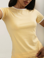 Футболка облегающая с окантовкой