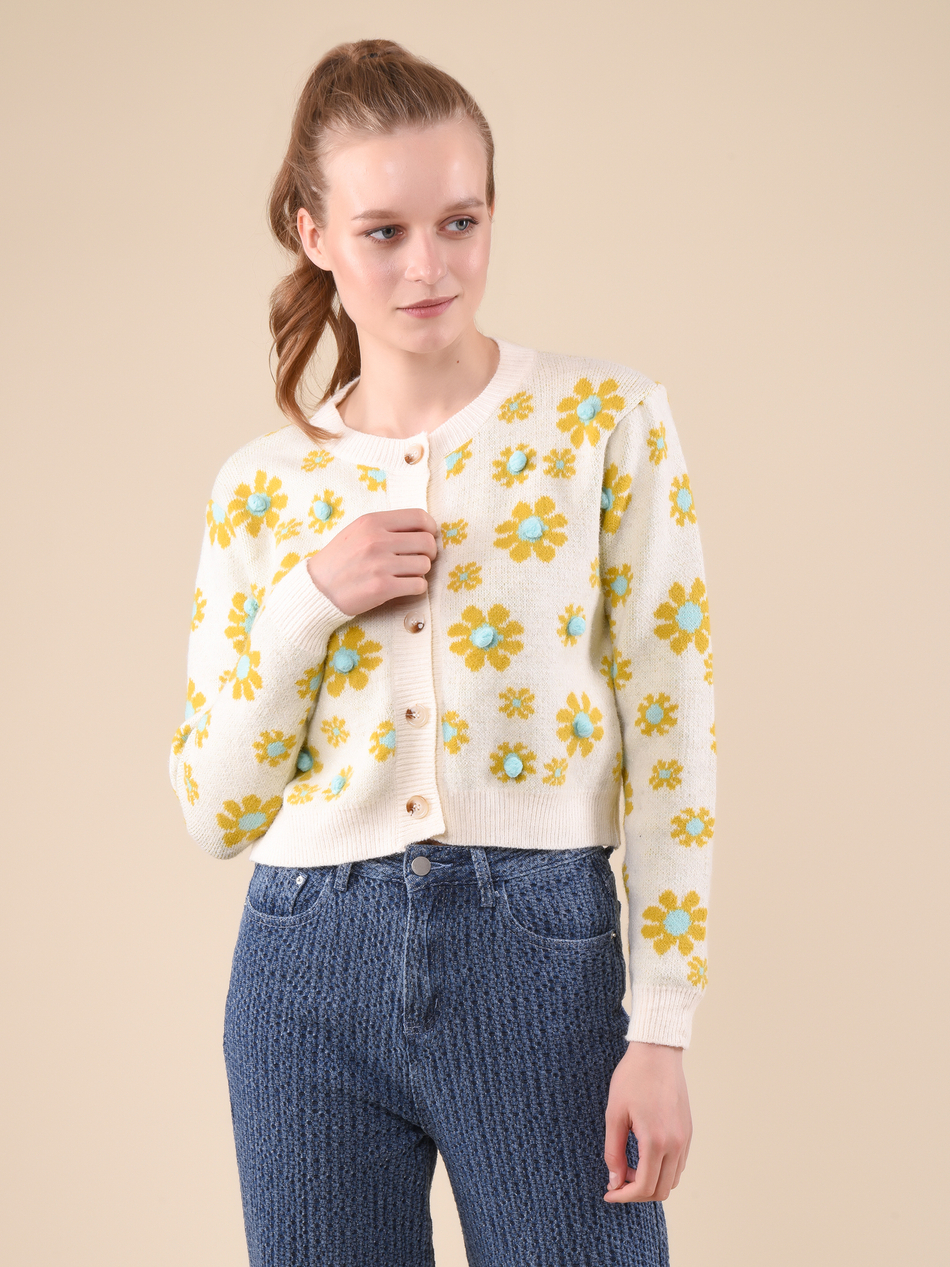 Кардиган женский с объемными ромашками