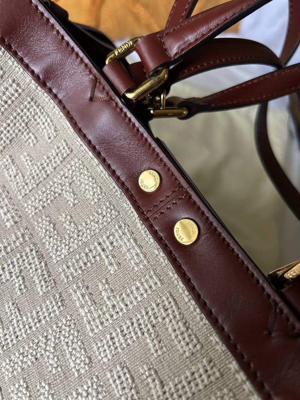 Сумка Fendi Peekaboo X-Tote