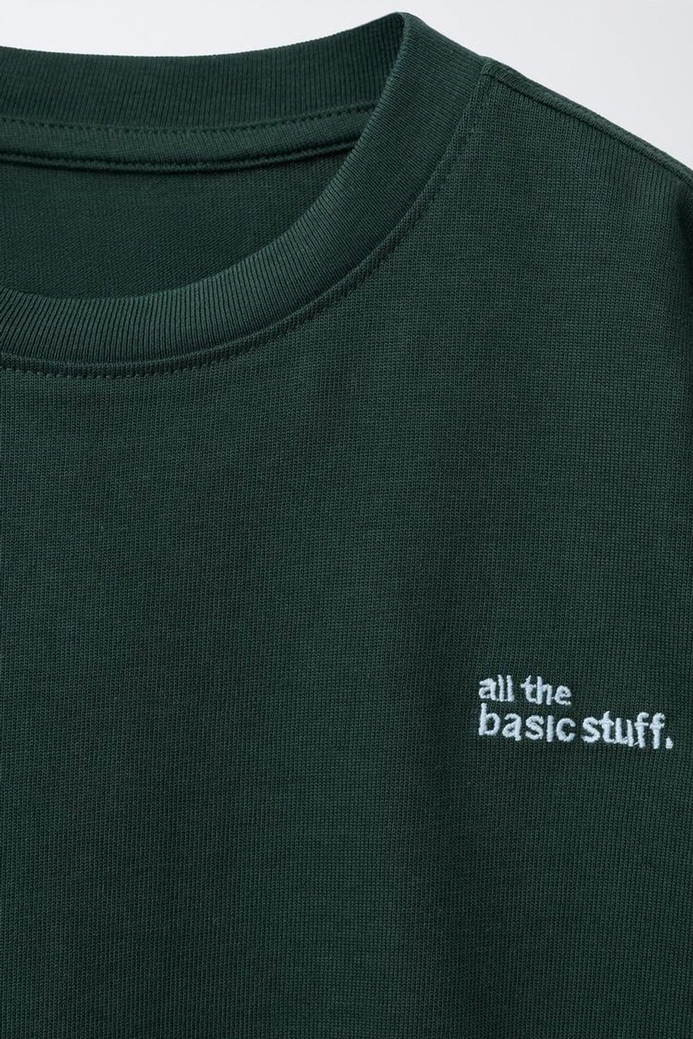 ZARA ФУТБОЛКА HEAVY WEIGHT С ВЫШИТОЙ НАДПИСЬЮ, БУТЫЛОЧНО-ЗЕЛЕНЫЙ