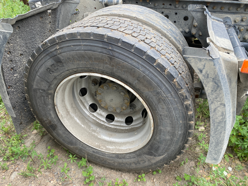 Foton AUMAN 4x2 Седельный тягач BJ4189Y6ADL-01 (Дизельный, 11.8 л, 470 л.с. АТ)
