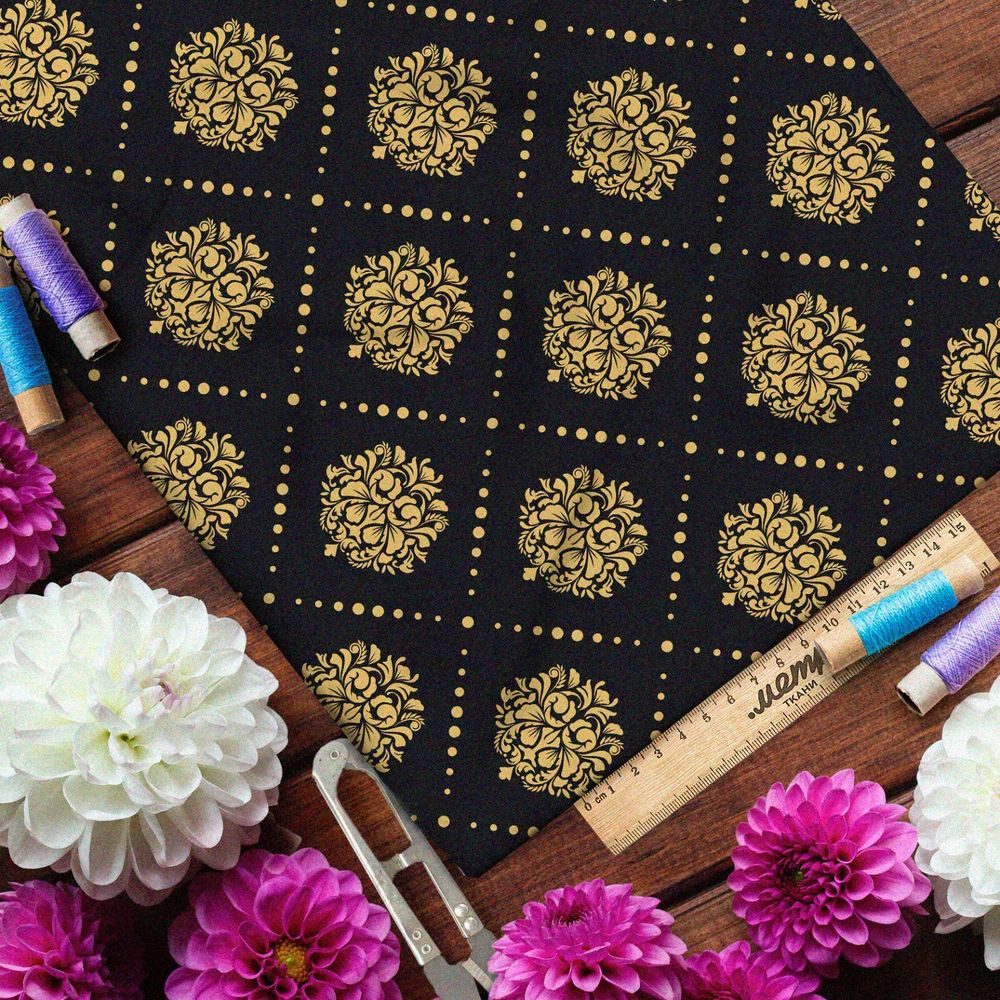 Ткань оксфорд 600 золотой симметричный узор на чёрном фоне