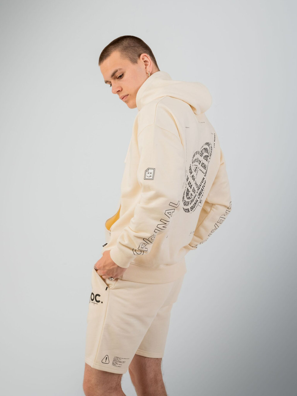 Худи мужское ORIGINAL CREATOR METAVERSE HOODIE, Молочный