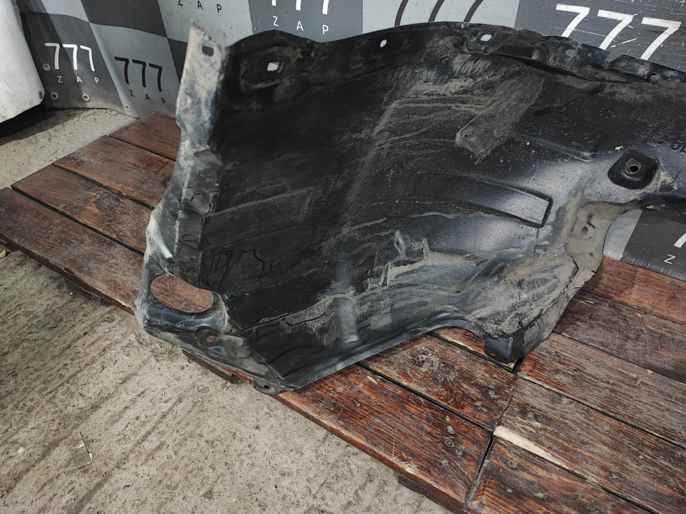 Подкрылок передний правый Toyota Camry (XV70) 17-нв Б/У Оригинал 5380533060