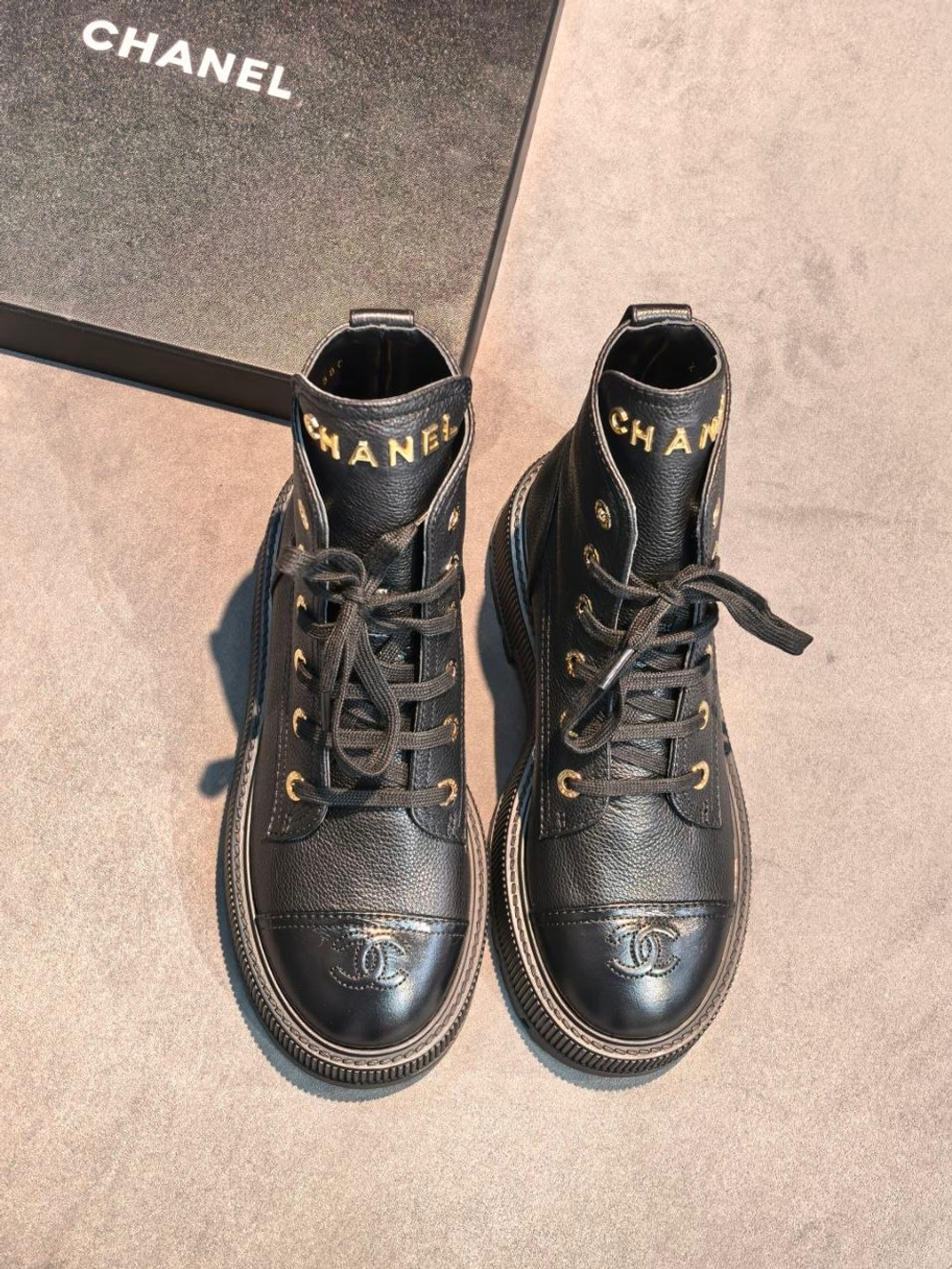Ботинки Chanel