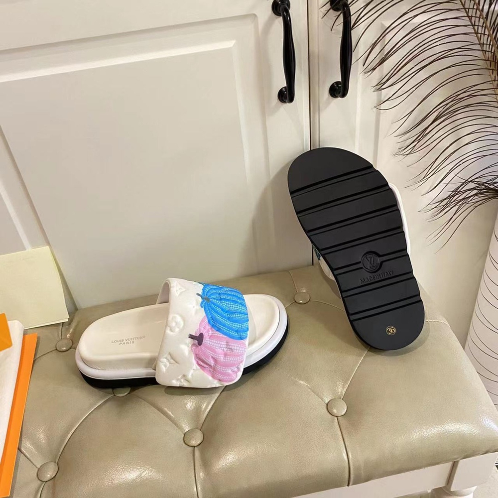 Louis Vuitton Pool Pillow Flat Comfort Mule