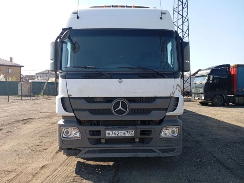 Mercedes-Benz ACTROS 4x2 Седельный тягач 1841 LS (Дизельный, 12 л, 408 л.с., АТ)