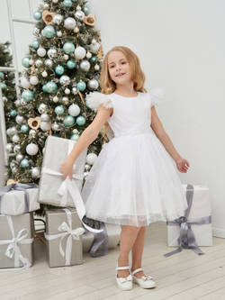 Нарядное платье снежинка