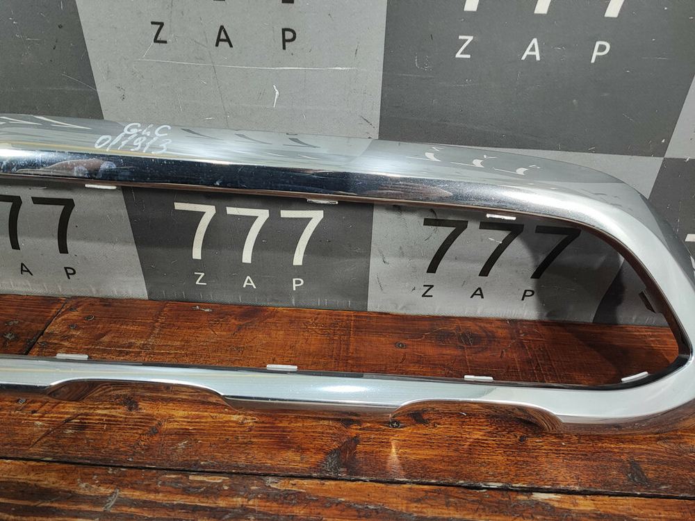 Молдинг переднего бампера Mercedes GLC (X253) 15-19 Б/У Оригинал A2538851625