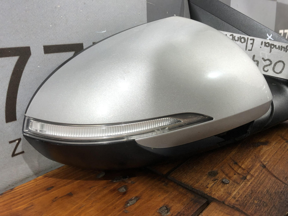 Зеркало правое 6 Pin Hyundai Elantra 6 (AD) 15-19 Б/У Оригинал 87620F2040