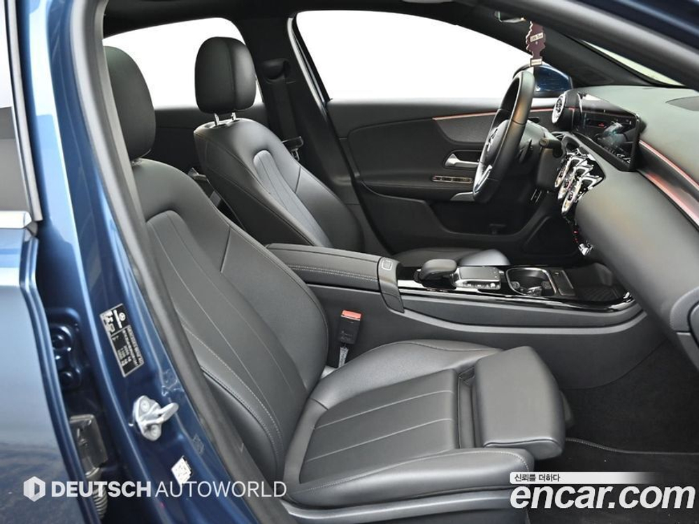 Mercedes-Benz A-Class W177 A250 4MATIC Sedan (09.2022)