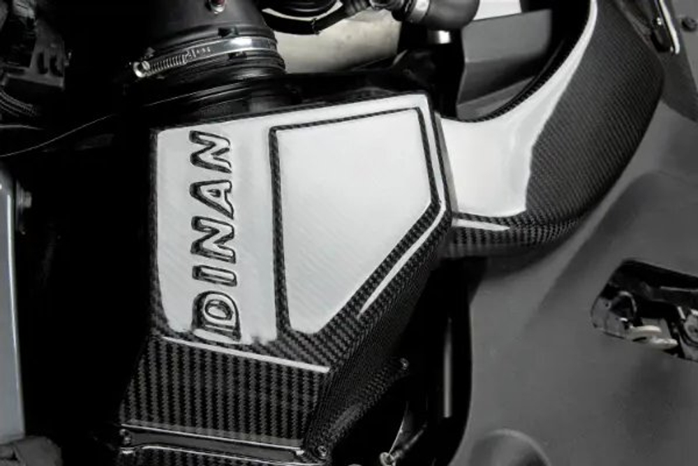 Система холодного впуска Dinan Carbon Fiber Cold Air Intake - BMW M5 F90