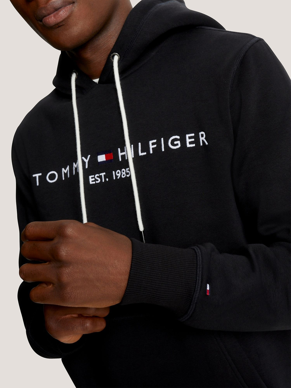 Худи Tommy Hilfiger Embroidered Tommy Logo Black