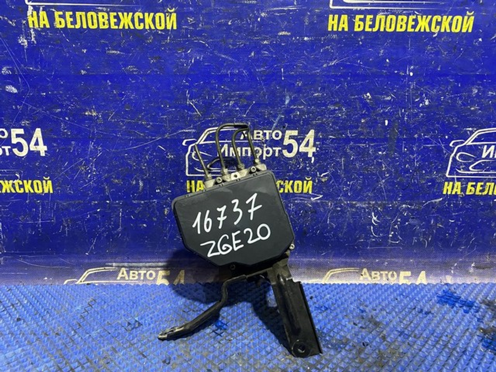 Блок ABS TOYOTA WISH 2012-2017