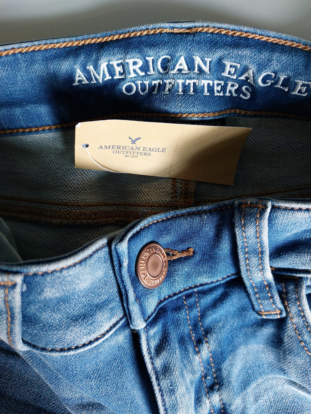 Джинсы American Eagle