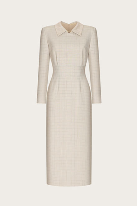 ПЛАТЬЕ ИЗ БЕЖЕВОЙ ШЕРСТИ С КРУЖЕВНЫМИ ВОРОТНИКОМ И МАНЖЕТАМИ