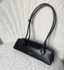 Сумка ALAIA LE TECKEL MEDIUM из натуральной кожи