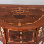 Комод в стиле Людовика XV