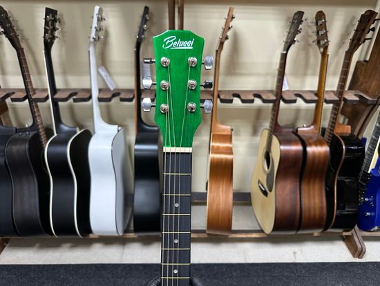 Комплект 12в1 акустическая гитара Belucci BC4010 GR