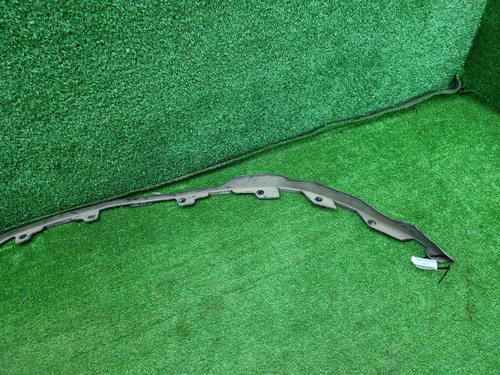 Юбка переднего бампера Cadillac XT6 (2019-н.в.)