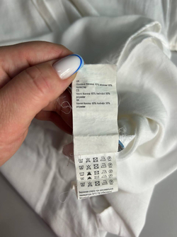 Блузка Zarina с красивыми вставками, визуально на 44 размер