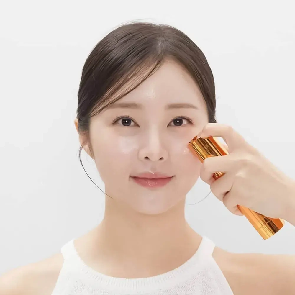 VT Cosmetics Vita-Light Reedle Shot 100,Бустер-сыворотка с микроиглами и витамином Shot 100, 50ml