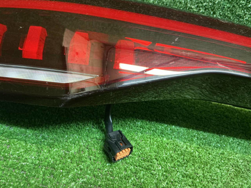 Фонарь крышки багажника Москвич 6 (2023-н.в.)