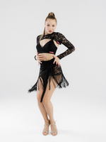 Юбка-платок из гипюра с бахромой