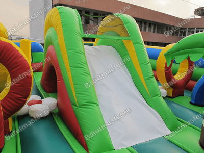 Надувной батут "Гусеничка"