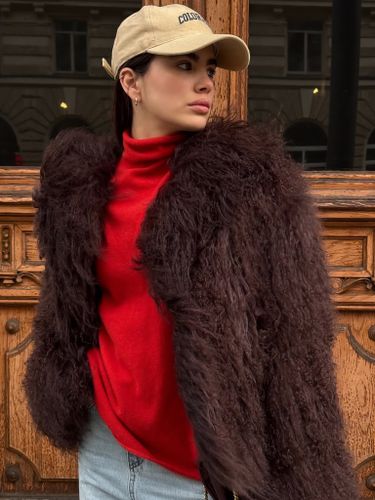 Красная водолазка из шерсти FN