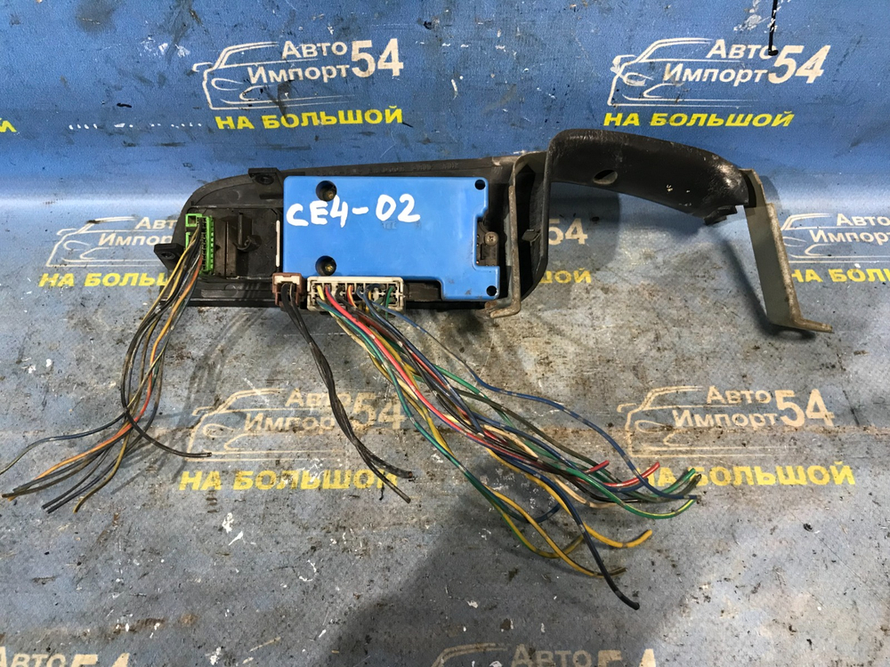 Блок управления стеклоподъемниками Honda RAFAGA 1995