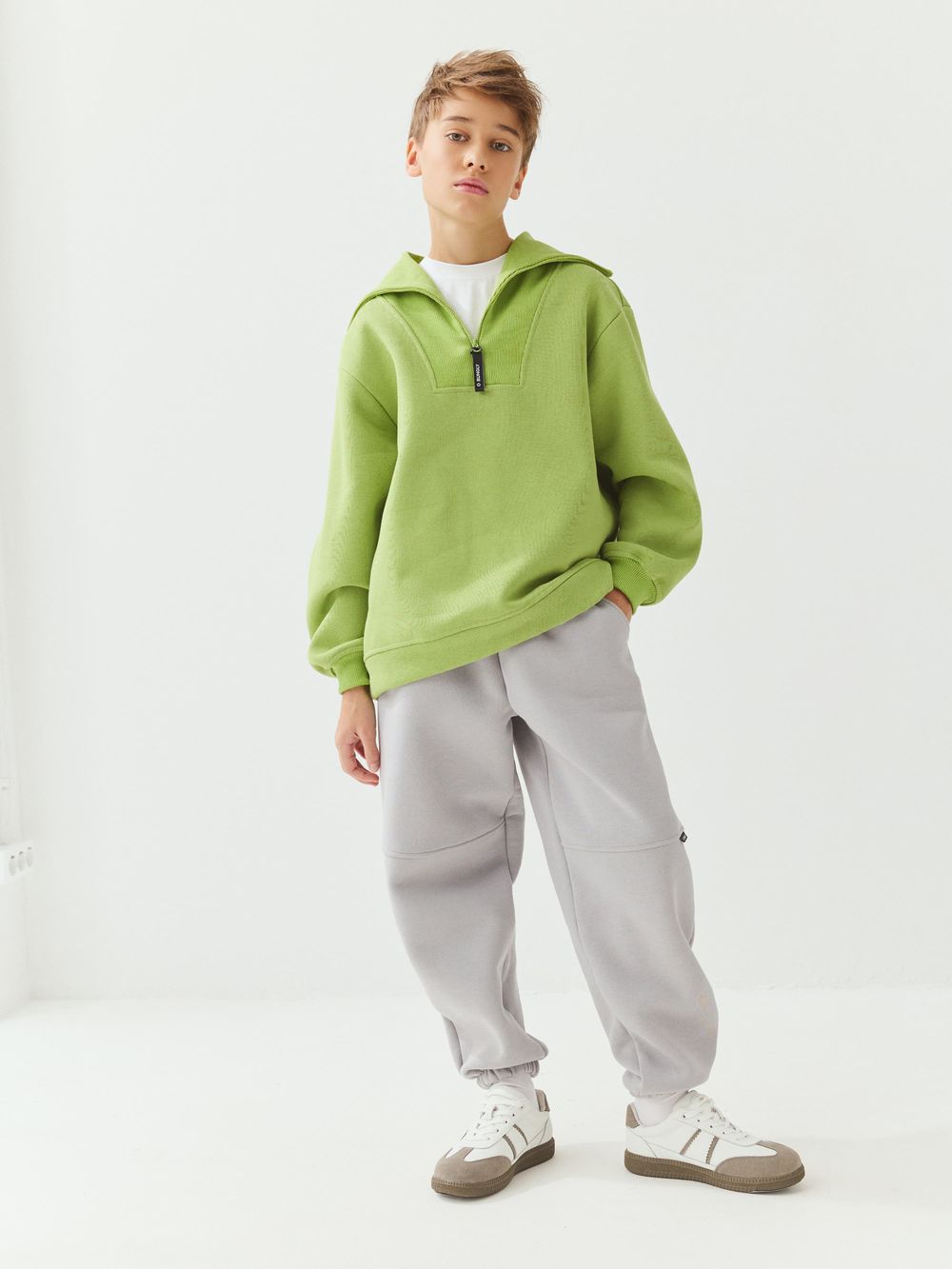 Джоггеры оверсайз "Пепел" с карманами утепленные 7+