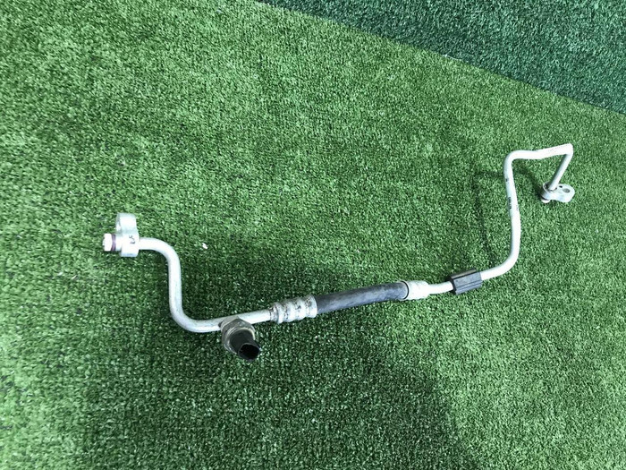 Трубка кондиционера BMW X5 F15 X6 F16 (2013-2018)