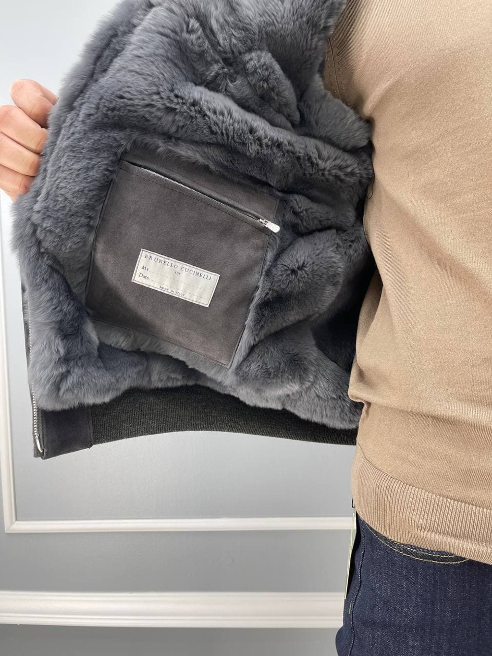 Мужской замшевый бомбер Loro Piana с мехом внутри