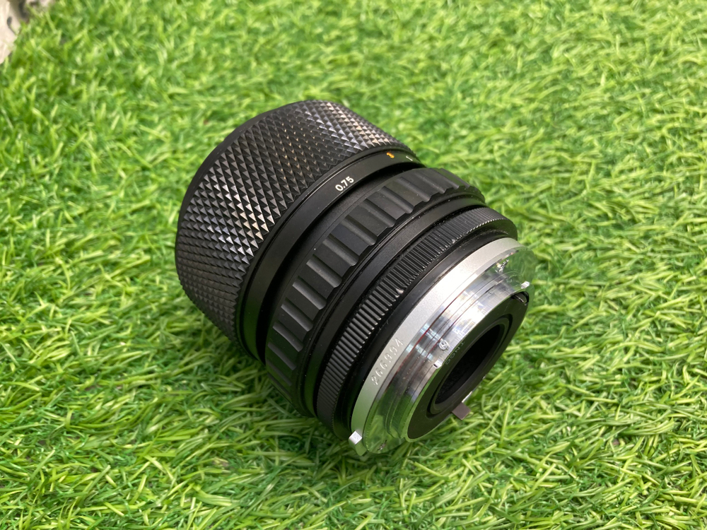 Olympus OM S-Zuiko 35-70mm F4 Auto zoom
