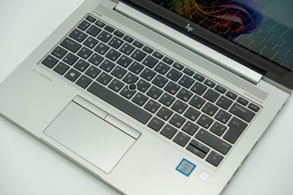 Ноутбук HP EliteBook 830 G5 ( i7-8650U )